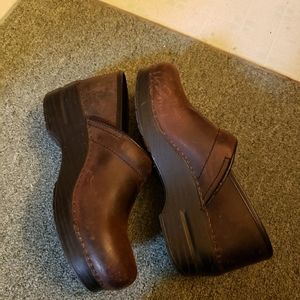 Dansko clogs 38 brown leather